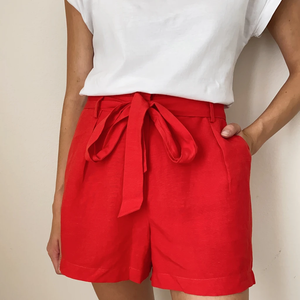 Holtz Linen Shorts in Red