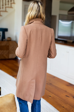 Load image into Gallery viewer, Tailored Coat - Camel
