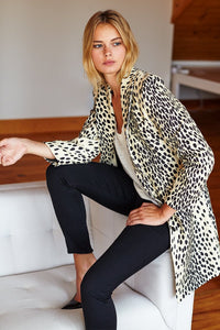 Wingtip Coat - Leopard